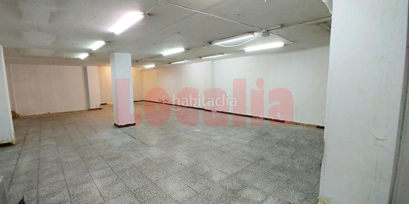 Foto e6367e8f-0959-409f-88d6-c627e1e31369. Alquiler local comercial magnífico local frente a las estaciones, en Santander
