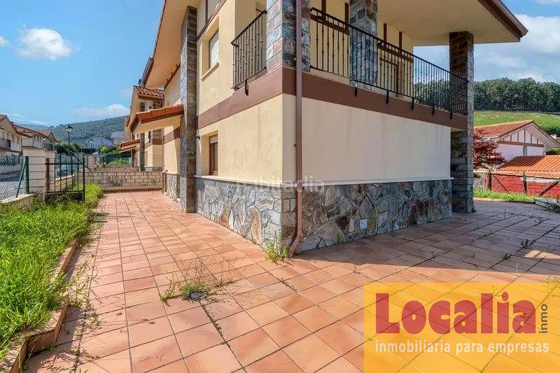 Foto 7770b244-cb97-4916-94b4-68d4e0079c72. Maison avec parking piscine dans Samano Castro - Urdiales