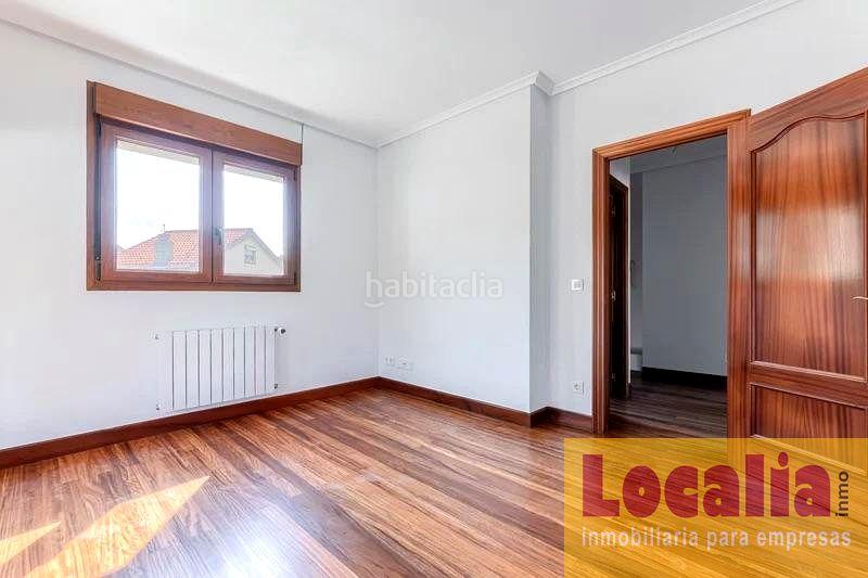 Foto 78489fe2-5b65-412b-9137-e16395651b8f. Maison avec parking piscine dans Samano Castro - Urdiales