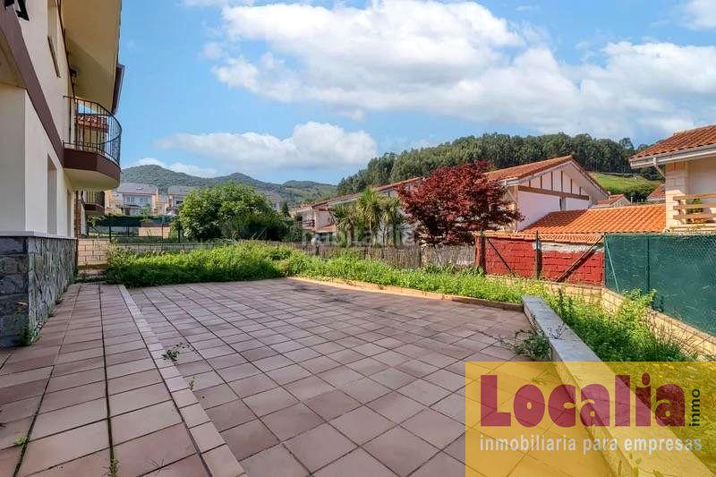 Foto b8ce6f7b-c89c-4dde-b994-3a99991564a6. Maison avec parking piscine dans Samano Castro - Urdiales