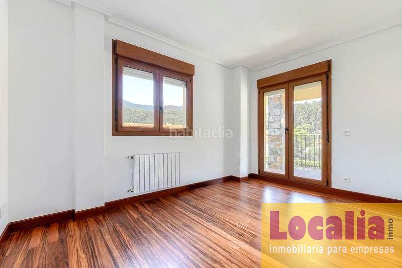 Foto d3d3b36d-45f5-4999-9dc9-b020643459fe. Maison avec parking piscine dans Samano Castro - Urdiales