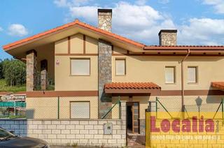 Maison jumelée à Samano. Chalet pareado a estrenar en castro urdiales.