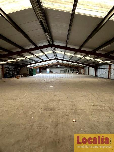 Foto 98fbcdad-985a-4997-9615-113e94475827. Lloguer nau industrial a Corrales de Buelna (Los)