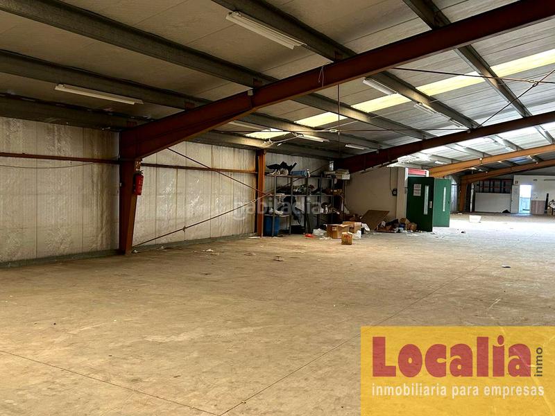 Foto bdf9505b-f575-4465-9d7e-7733e101c571. Lloguer nau industrial a Corrales de Buelna (Los)