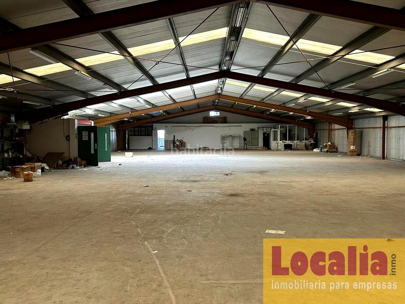 Foto d69f0748-6bb7-43a8-a371-327f98263098. Lloguer nau industrial a Corrales de Buelna (Los)