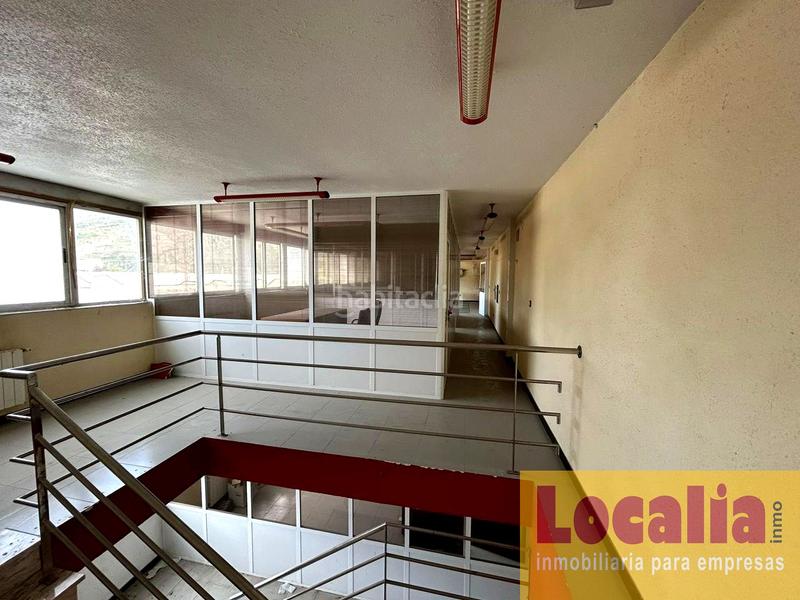 Foto f9d85d54-4c36-4dc4-aefb-b135f31d7a3f. Lloguer nau industrial a Corrales de Buelna (Los)