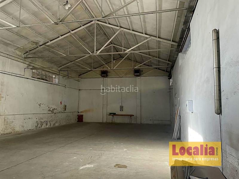 Foto d1516345-d93b-444c-9d14-c4cd6aa92382. Miete fabrikhalle in Entrambasaguas