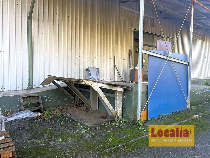 Foto eeca530f-4983-45f6-bf5f-9cf0eabe6522. Miete fabrikhalle in Entrambasaguas