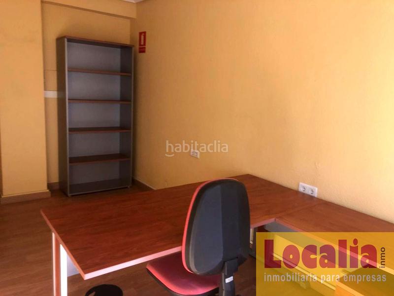 Foto 6a6cfe14-d2e8-4e0b-8764-5e47aa569156. Affitto locale commerciale in Centro Torrelavega