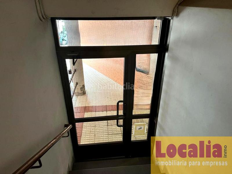 Foto c9cbf15a-0586-4618-8d00-44cef37ab00e. Alquiler local comercial alquiler de local 150 metros . en Santander