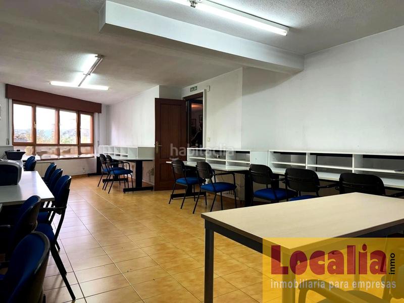 Foto da2a6c5a-42cc-43e6-828f-ac8f6e391e34. Lloguer local comercial a Puerto Chico Santander