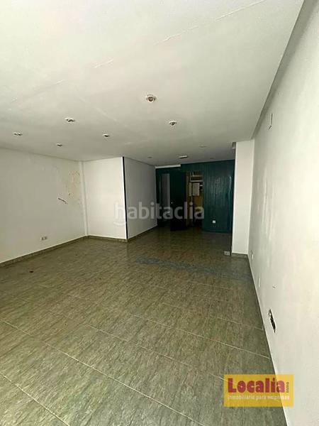 Foto 4e46371e-22e9-45ac-871f-60aa40a16945. Alquiler local comercial  oficinas en el Centro en Torrelavega