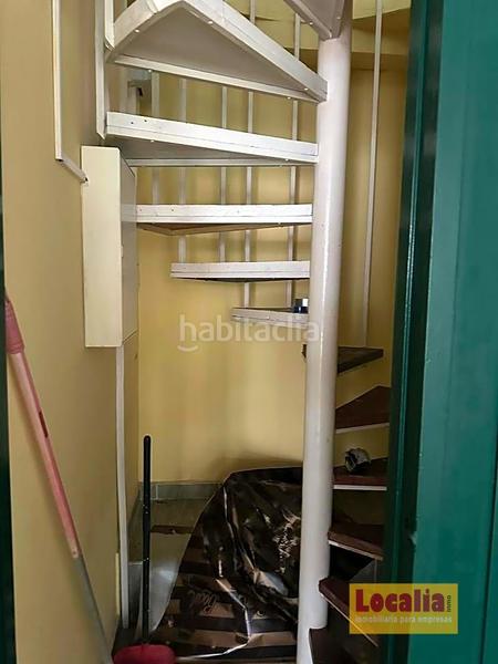 Foto 8c6ce5ad-740c-41c6-a325-3a3b33337fec. Alquiler local comercial  oficinas en el Centro en Torrelavega