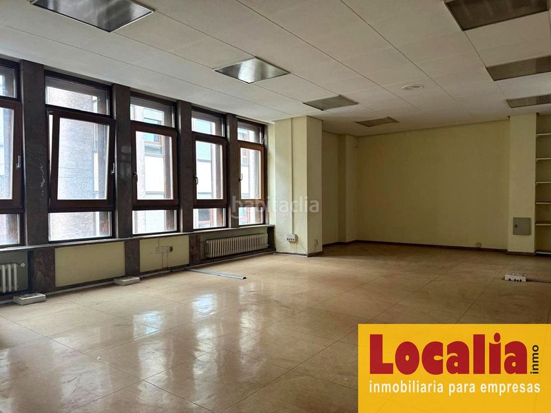 Foto 2b8ed76f-0d6f-4992-a826-f41452e58005. Alquiler local comercial excepcional local para oficinas . en Santander