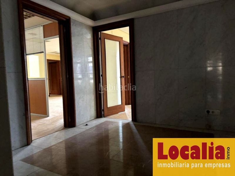 Foto 869c973f-9959-43eb-b9d9-ac6c42a5ff4d. Alquiler local comercial excepcional local para oficinas . en Santander