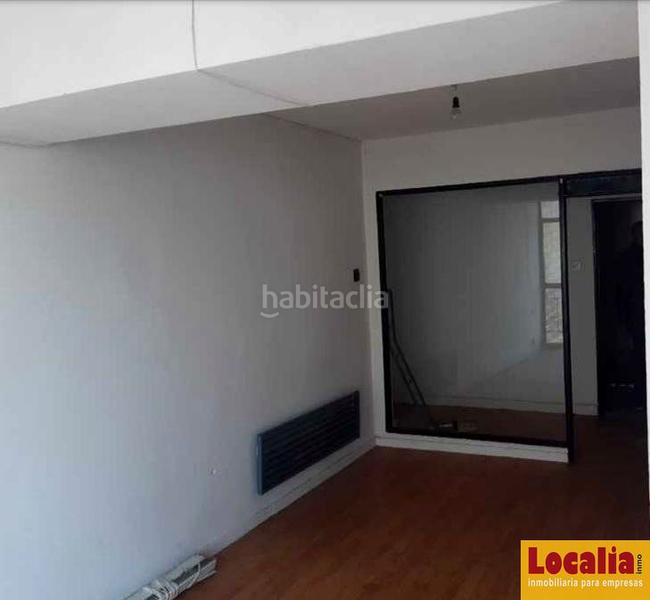 Foto ee045c17-bce8-4346-bf47-0dc3985649ec. Edificio en mariano luiña 21 edificio plurifamiliar , asturias en Navia