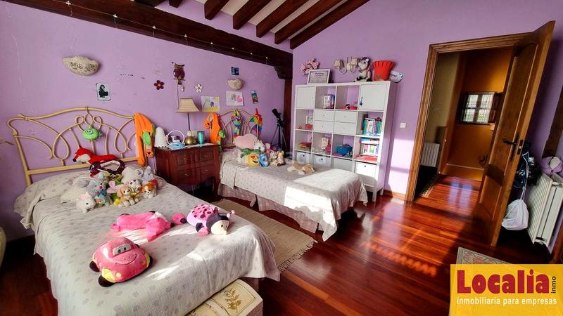 Foto c3336bb1-b50b-4b23-bb79-9d78c6b19df3. Casa chalet de ensueño en venta en novales, cantabria. en Alfoz de Lloredo