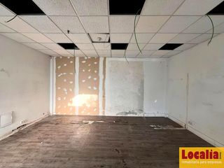 Local Comercial a Cerezo - Aspla - Torres