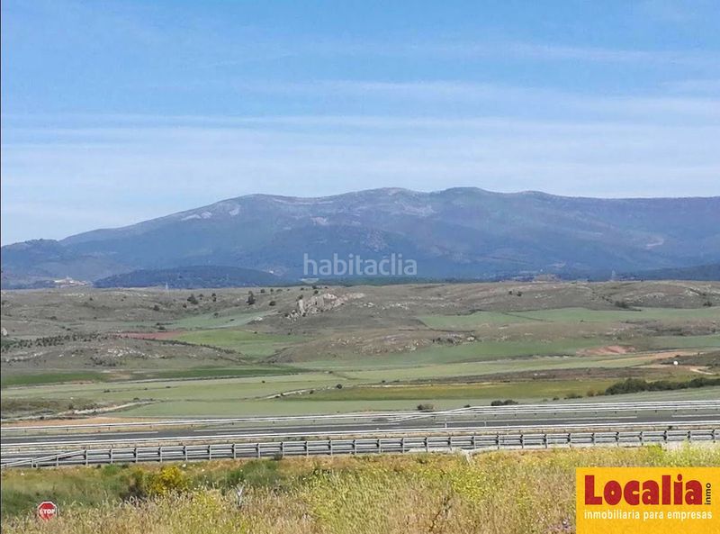 Foto 3d7476c1-e77a-4195-9348-25c567e93fee. Lloguer local comercial a Aguilar de Campoo