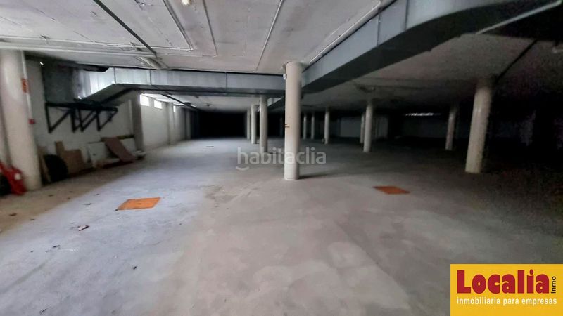 Foto 6071ede2-d4ee-4d8a-8ab8-d1f1b9d0cddf. Alquiler nave industrial extensa nave industrial con parking . en Santander