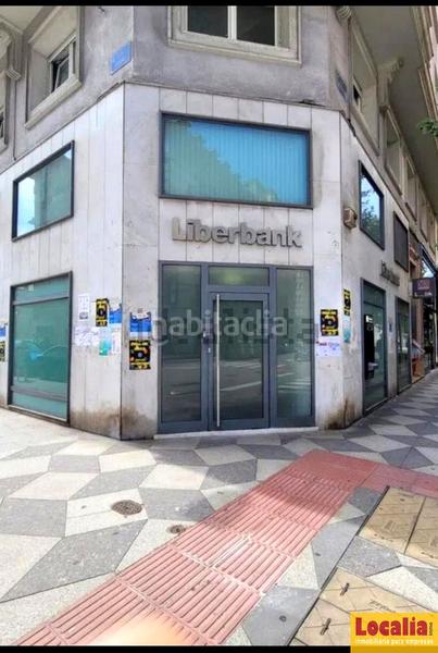 Foto dc237787-874c-437b-9739-b8255f44b940. Lloguer local comercial a Centro - Ayuntamiento Santander