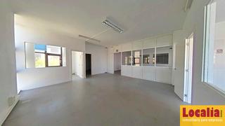 Oficina  La tejera. Venta locales en emblemático edificio de santander.