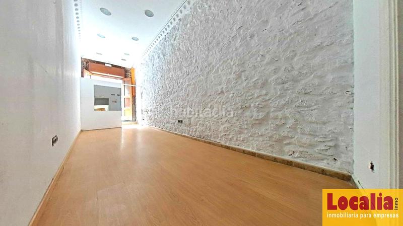 Foto 8e727bbd-c979-4326-beb1-3e6eb9693e95. Local comercial a isabel la católica 12 a Numancia - San Fernando Santander