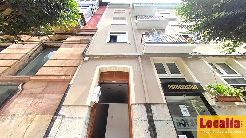 Foto e9be65c3-0157-4406-b949-c8d6d5b2f29f. Local comercial a isabel la católica 12 a Numancia - San Fernando Santander