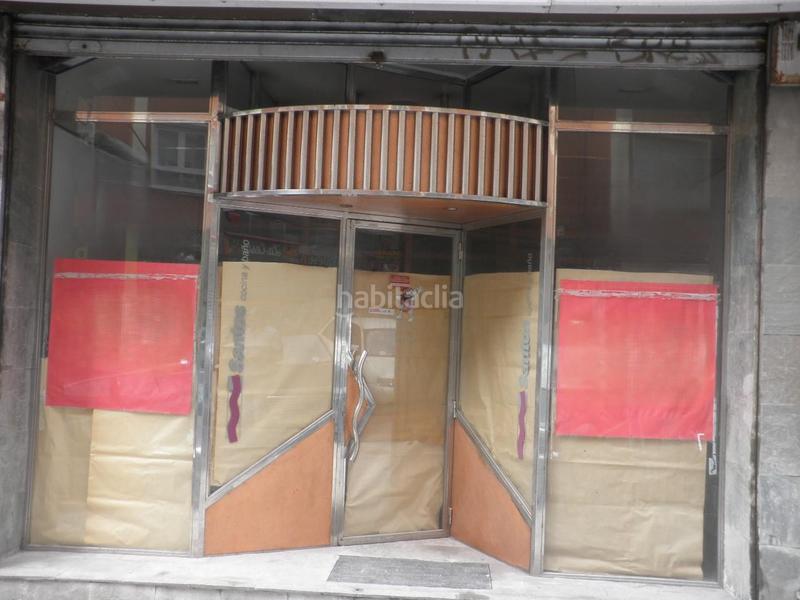 Foto f6d85d0c-636b-4929-9305-e7c174c81d9d. Local comercial a Centro - Ayuntamiento Santander