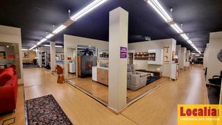 Location Bâtiment à usage industriel à El castro 23. Alquiler de extensa nave comercial en santander