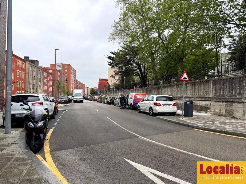 Foto aa84f04b-7e31-41d4-ba3c-8f1e736431a9. Alquiler local comercial atractivo y a buen precio local en Santander