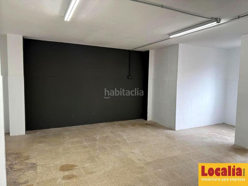 Foto 45b841a9-f3ae-4191-a162-0c2d24c442c6. Lloguer local comercial a General Dávila Santander