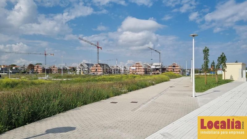 Foto 8b2ceb99-2449-475b-87ae-1a6503791f44. Residential plot in sc sector 103 in Soto de la Marina Santa Cruz de Bezana