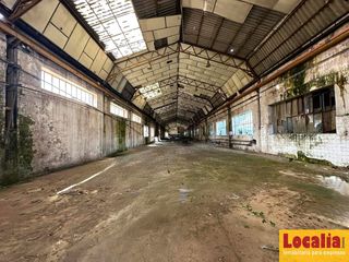 Lloguer Nau industrial  N-635. Amplia nave de 1300 metros en alquiler, astillero.