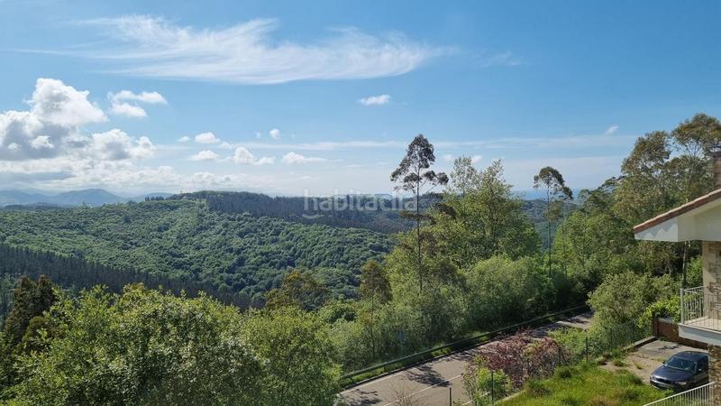 Foto c0f2c0ff-769d-42f3-885f-f76823b037b8. Casa amb aparcament a Comillas