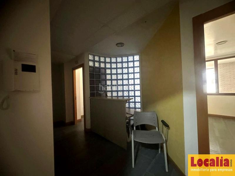 Foto 6a697b01-a5a2-49c7-8466-c46fa58019a3. Ufficio in Cuatro Caminos Santander