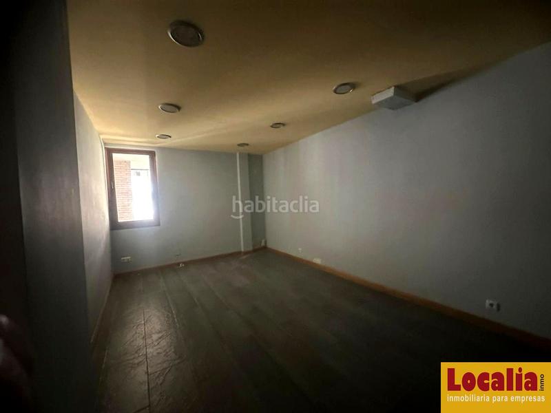 Foto 74e86630-b172-47aa-8a45-706659cfbbf6. Ufficio in Cuatro Caminos Santander