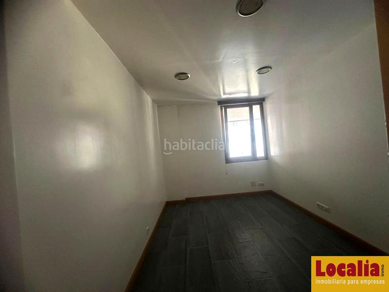 Foto bf39d243-1f3f-4167-b918-396405987d85. Ufficio in Cuatro Caminos Santander