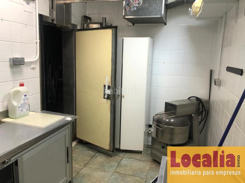 Foto f60dc8fb-f866-4c64-aab1-4983845e6209. Local comercial a Covadonga - Campuzano - Ciudad Vergel Torrelavega