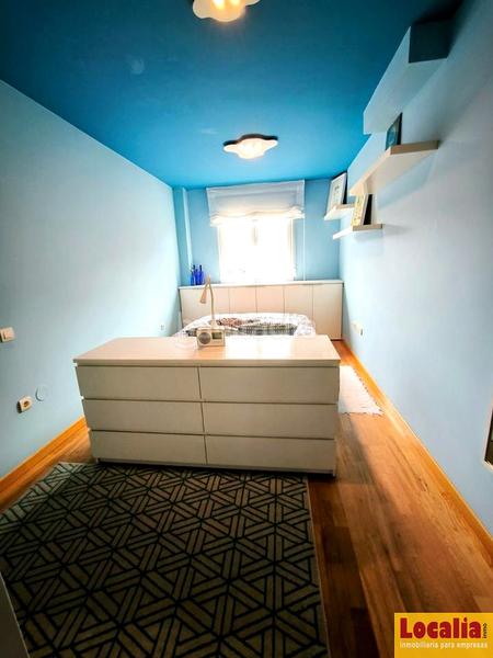 Foto dcb150a1-dddd-4cea-87a8-717d10d35f54. Flat with parking in Avenida de Madrid Palencia