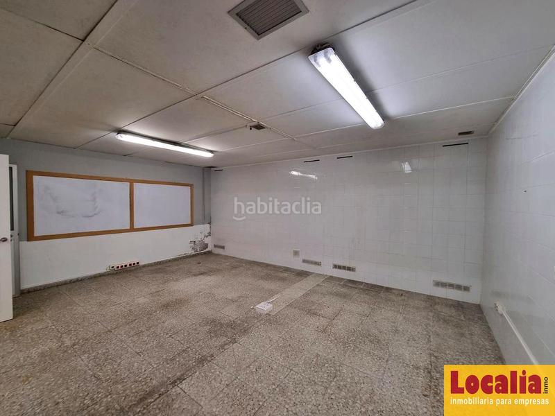 Foto 66983347-a00f-41d2-9e74-9594ea534562. Alquiler local comercial amplio y céntrico local en Santander