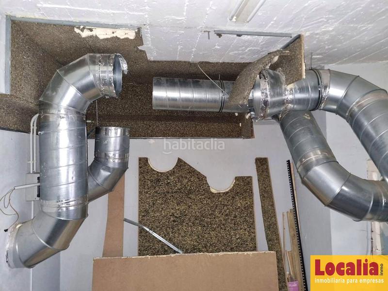 Foto f9017edf-7fe2-495d-a17f-fb8c5e5504c3. Alquiler local comercial amplio y céntrico local en Santander