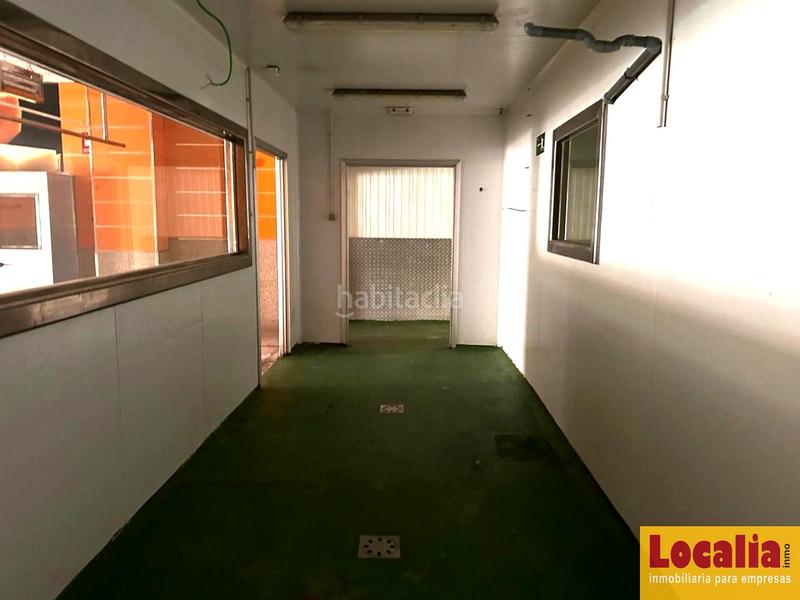 Foto 012ca34f-b3e1-4096-94e7-48976ae619cc. Alquiler local comercial amplio y atractivo local en laguna del duero en Laguna de Duero