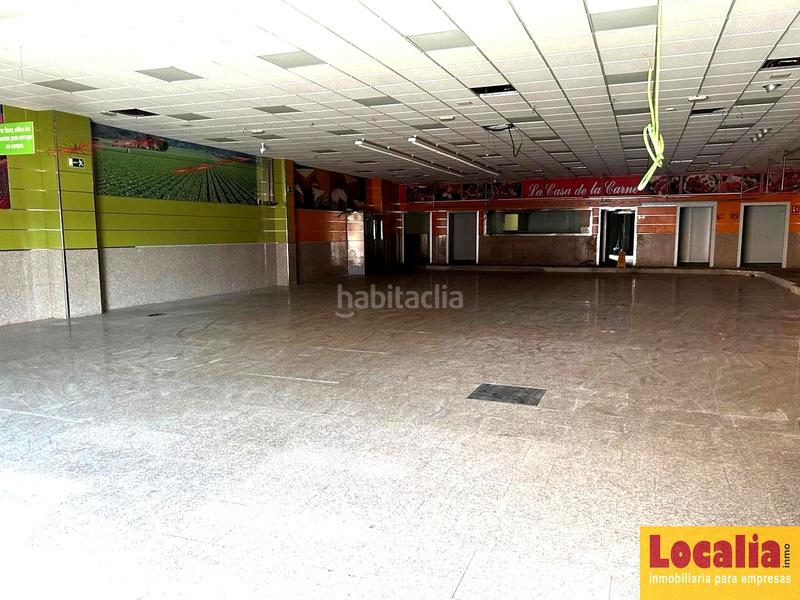 Foto 8b1338c1-4102-425f-ba20-22031538eb6e. Alquiler local comercial amplio y atractivo local en laguna del duero en Laguna de Duero