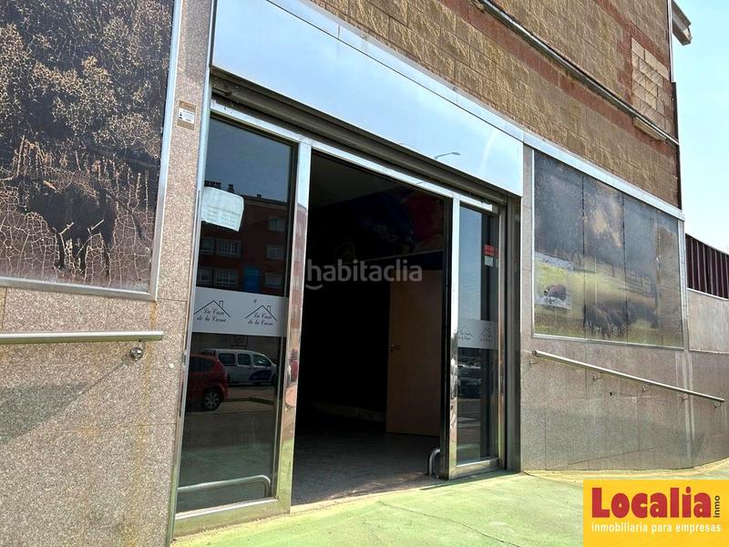 Foto a664bc80-b9b9-4132-93c0-5b6a7fdf483e. Alquiler local comercial amplio y atractivo local en laguna del duero en Laguna de Duero