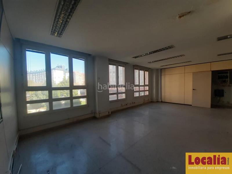 Foto 404e60d8-67a0-49da-90ca-8b76a782b15f. Bureau avec parking dans Plantío - Alcampo Burgos