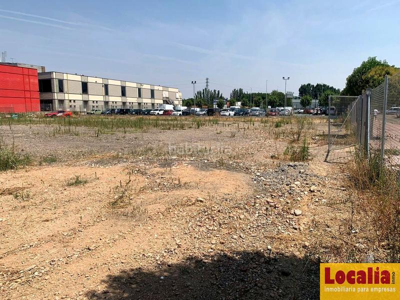 Foto 023f4626-1713-42f2-9936-0fbf7cf57d1a. Alquiler terreno residencial suelo industrial a precio imbatible, valladolid en Laguna de Duero