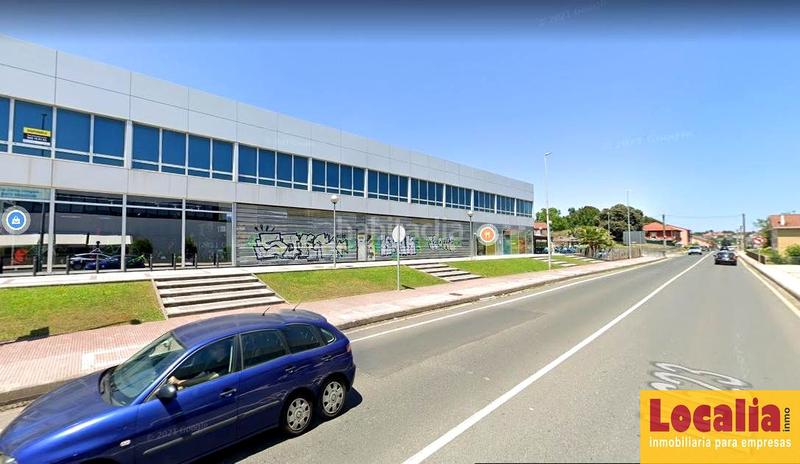 Foto a11e804e-1cbb-4bd4-94e6-eabe0deb61a3. Rent office space with parking in Revilla Camargo