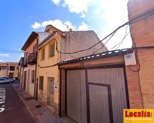 Casa  Vicario barón. Casa de pueblo en paredes de nava, palencia