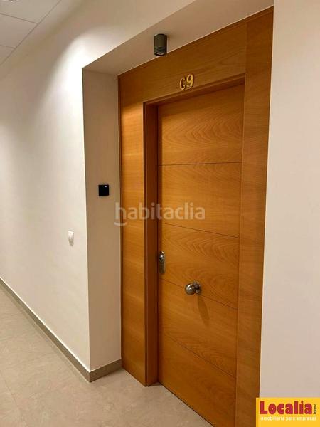 Foto 82b260e6-9a71-46cc-b48d-94af19198d56. Alquiler oficina alquiler de oficinas en centro empresarial, en Camargo